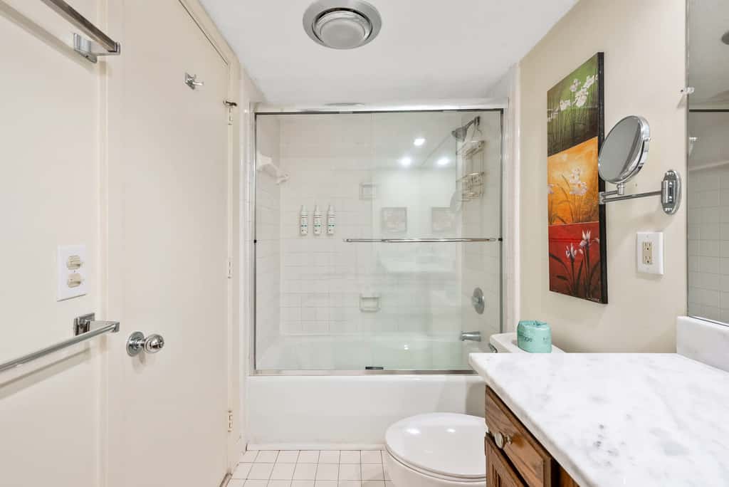 Golf course-view condo near beach with pool & private deck - dog-friendly