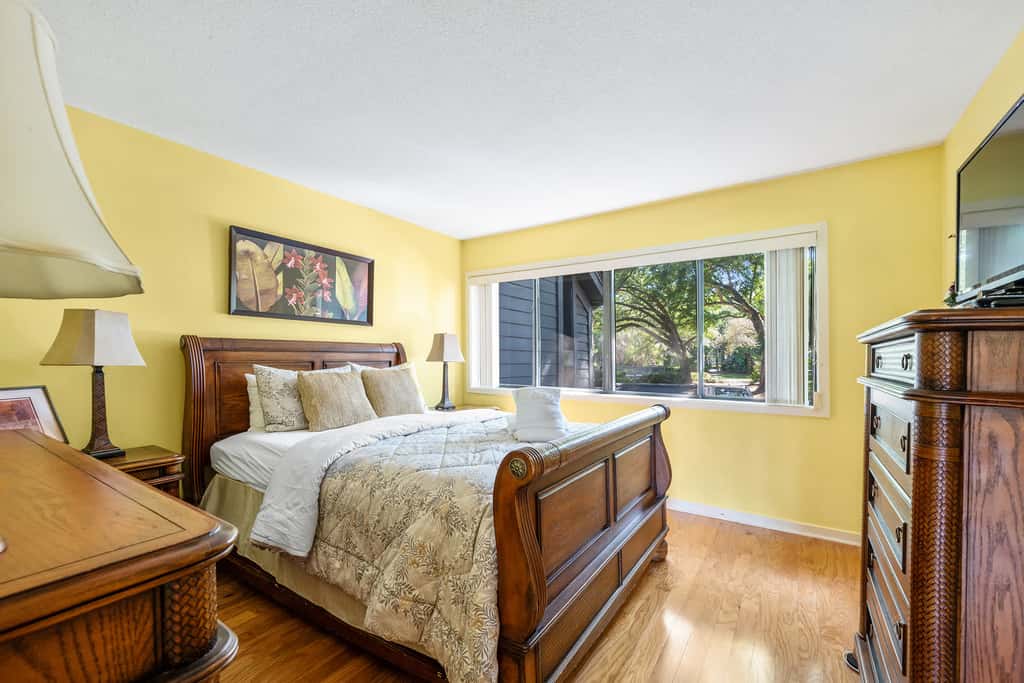Golf course-view condo near beach with pool & private deck - dog-friendly