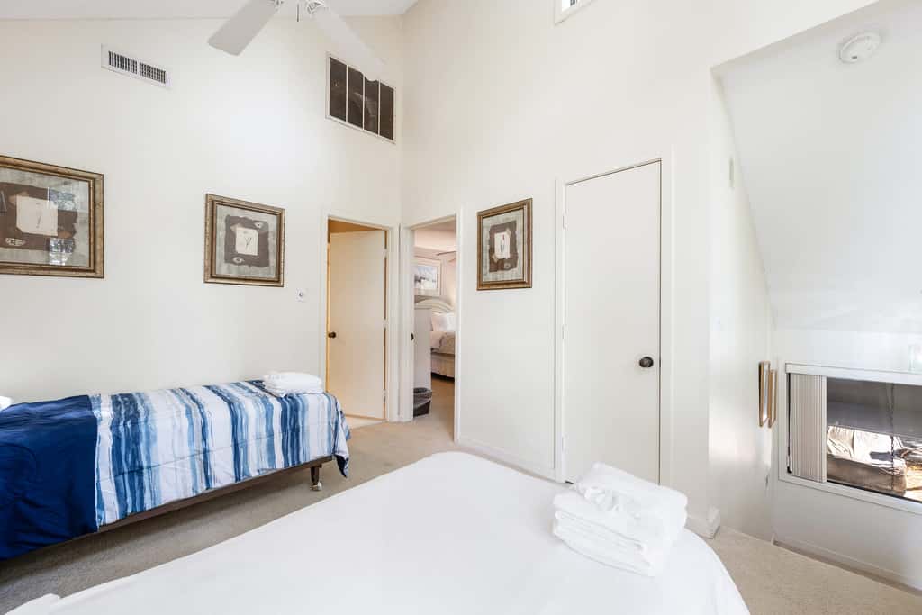 Golf course-view condo near beach with pool & private deck - dog-friendly
