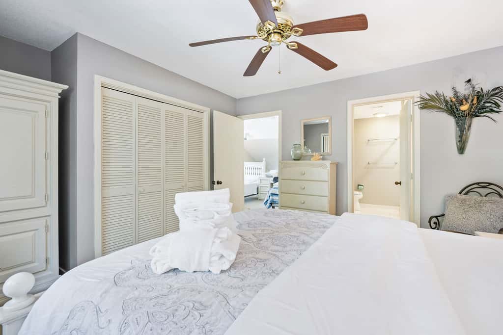 Golf course-view condo near beach with pool & private deck - dog-friendly