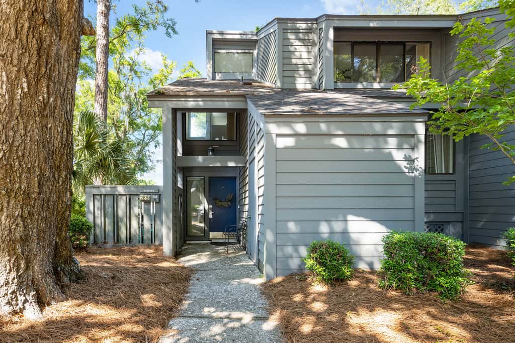 Golf course-view condo near beach with pool & private deck - dog-friendly