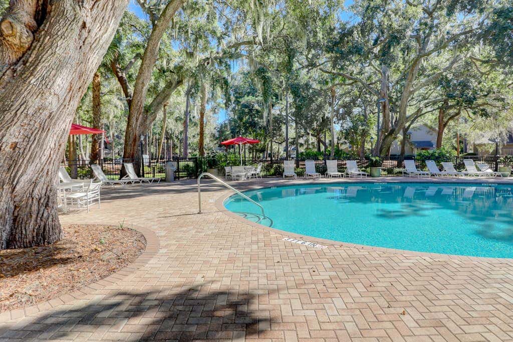 Sunlit Sea Escape with Al Fresco Dining, Loft, Grill, Shared Pool