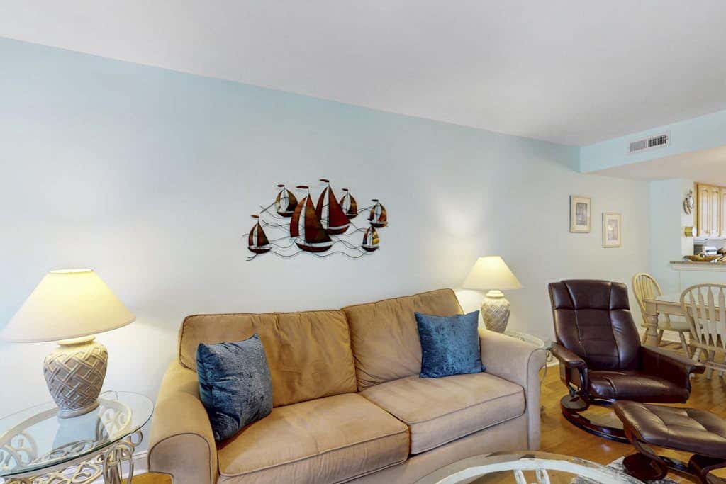 Sunlit Sea Escape with Al Fresco Dining, Loft, Grill, Shared Pool