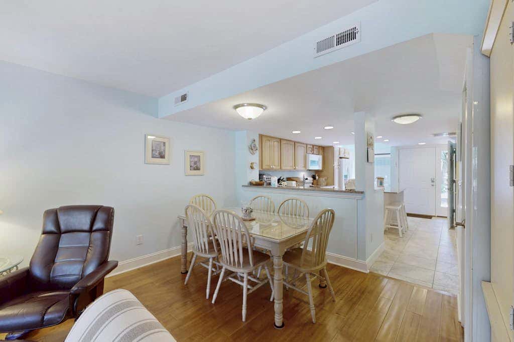 Sunlit Sea Escape with Al Fresco Dining, Loft, Grill, Shared Pool