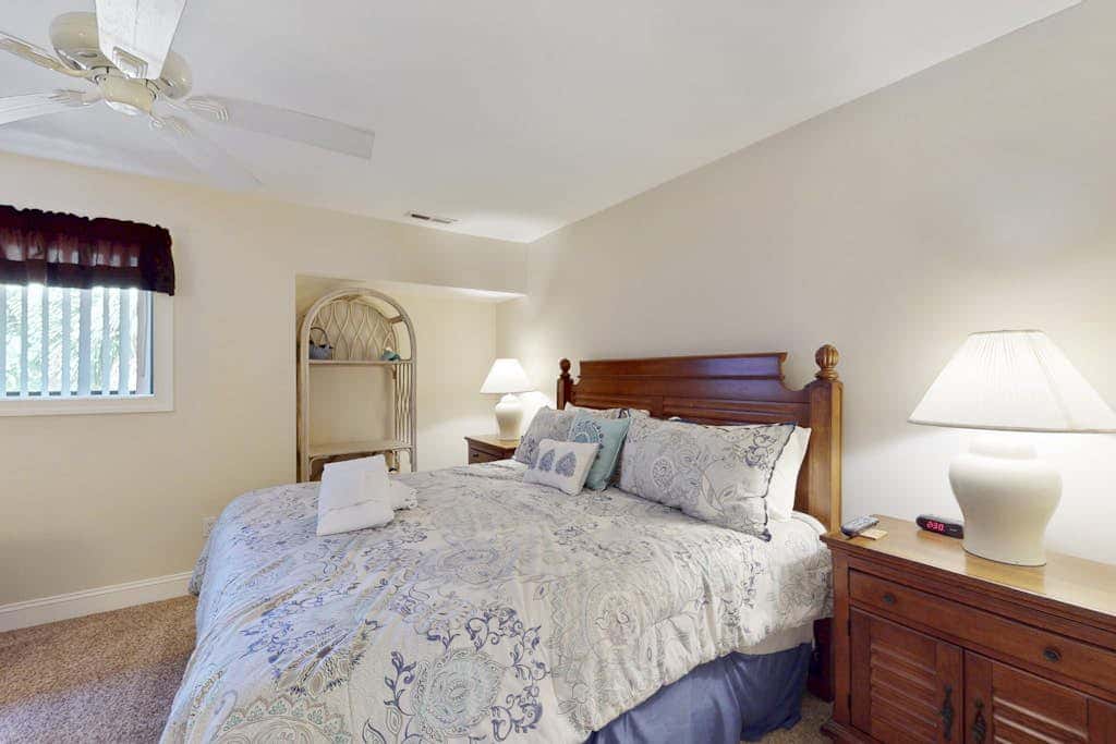 Sunlit Sea Escape with Al Fresco Dining, Loft, Grill, Shared Pool