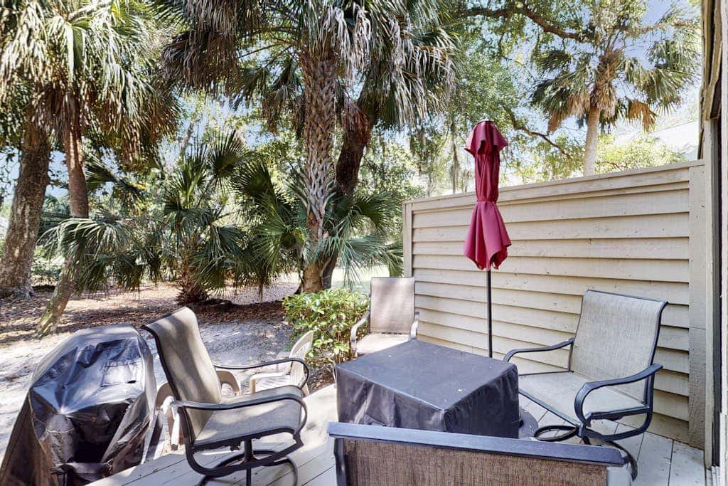 Sunlit Sea Escape with Al Fresco Dining, Loft, Grill, Shared Pool