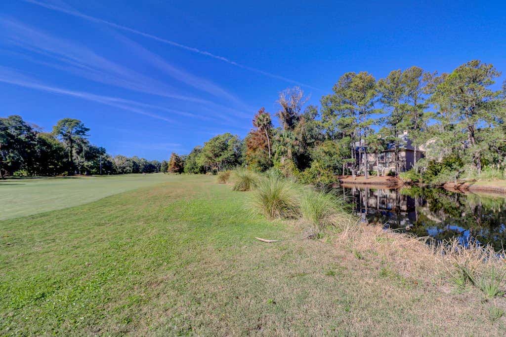 Sunlit Sea Escape with Al Fresco Dining, Loft, Grill, Shared Pool