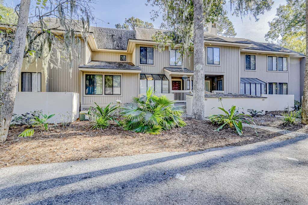 Welcoming Condo with Lagoon Views, Deck, Shared Pool & Nearby Beach Access