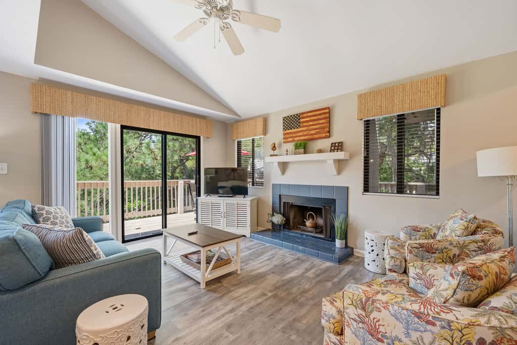 Welcoming Condo with Lagoon Views, Deck, Shared Pool & Nearby Beach Access