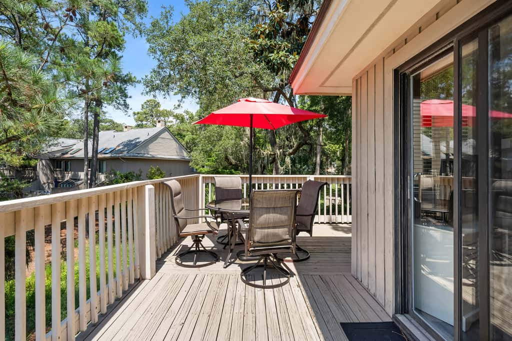Welcoming Condo with Lagoon Views, Deck, Shared Pool & Nearby Beach Access