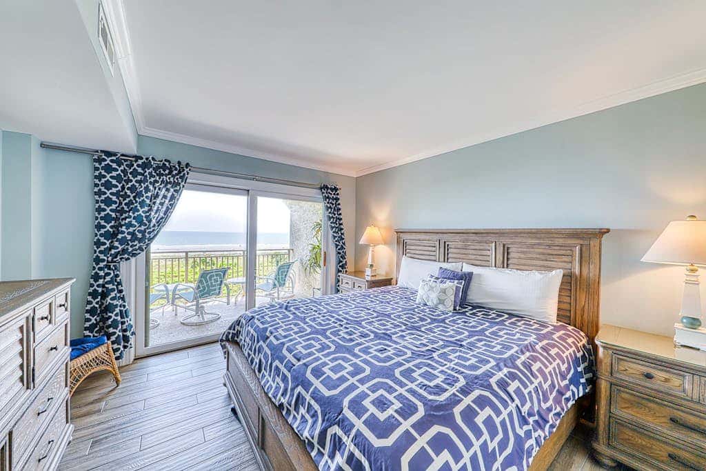 Updated beach gem with ocean views, pool, hot tub, & tennis - snowbird-friendly