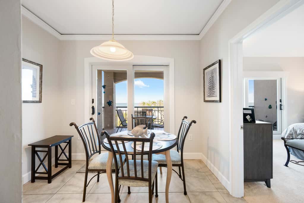 Stunning beach condo with two ocean-view balconies, shared pool & hot tub