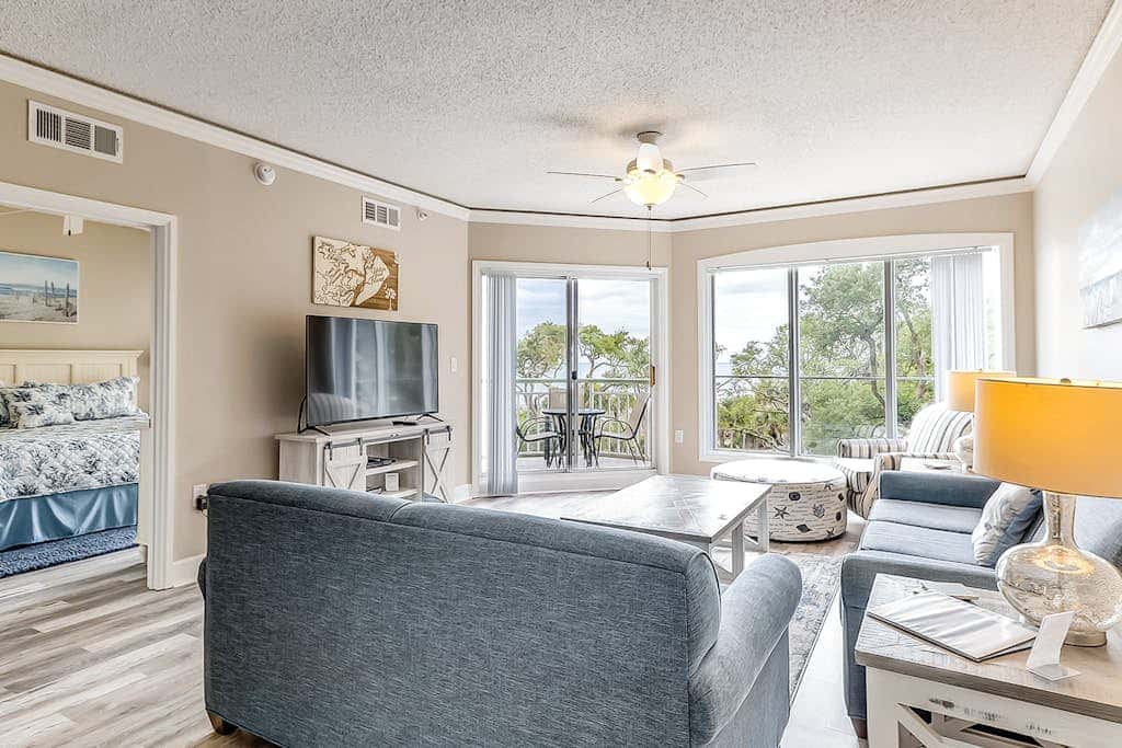 Oceanfront getaway with lagoon views, shared pool & hot tub, walk to beach