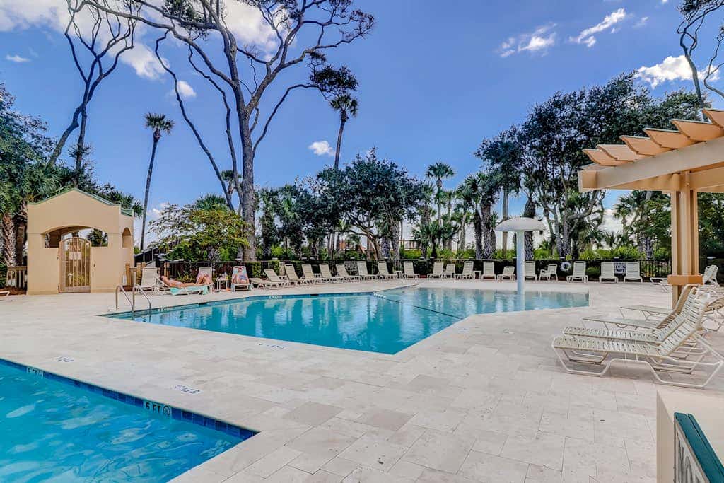 Oceanfront getaway with lagoon views, shared pool & hot tub, walk to beach
