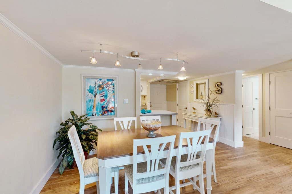 Oceanfront Condo with Shared Pool, Hot Tub, Beach Access & Playground