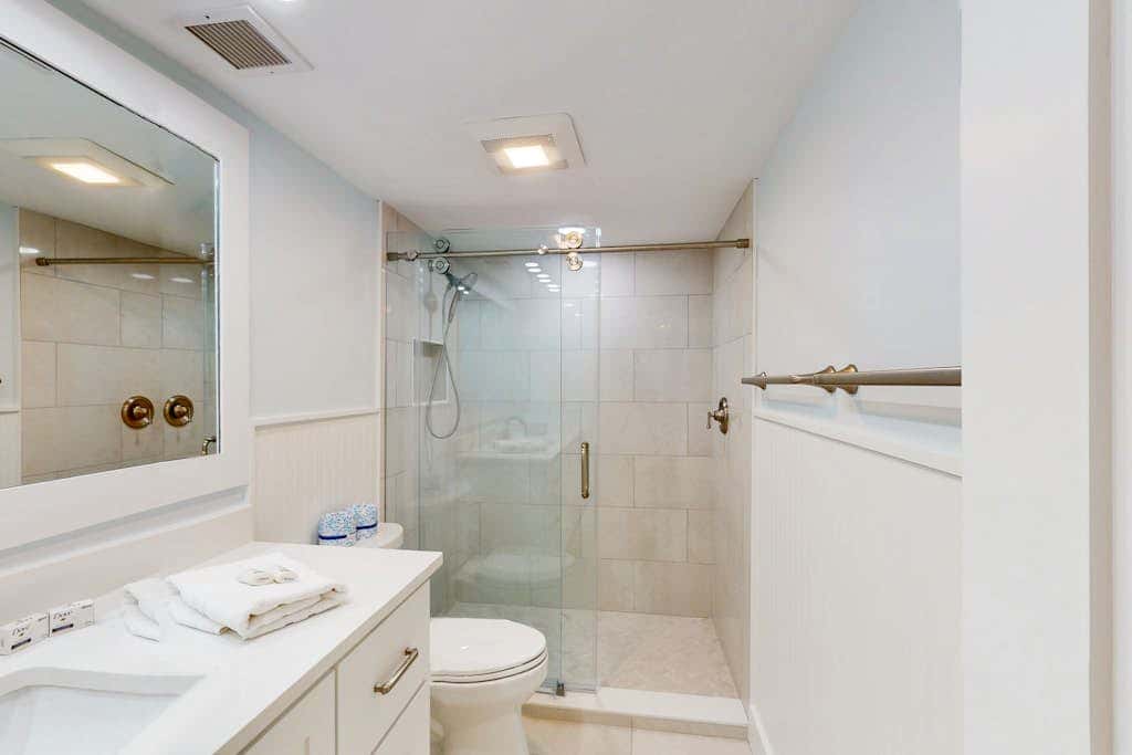 Oceanfront Condo with Shared Pool, Hot Tub, Beach Access & Playground