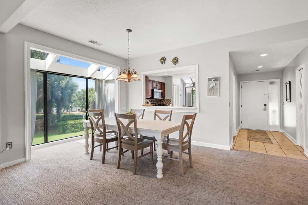 Spacious Condo with Shared Pool, Tennis, Golf & Beach Access