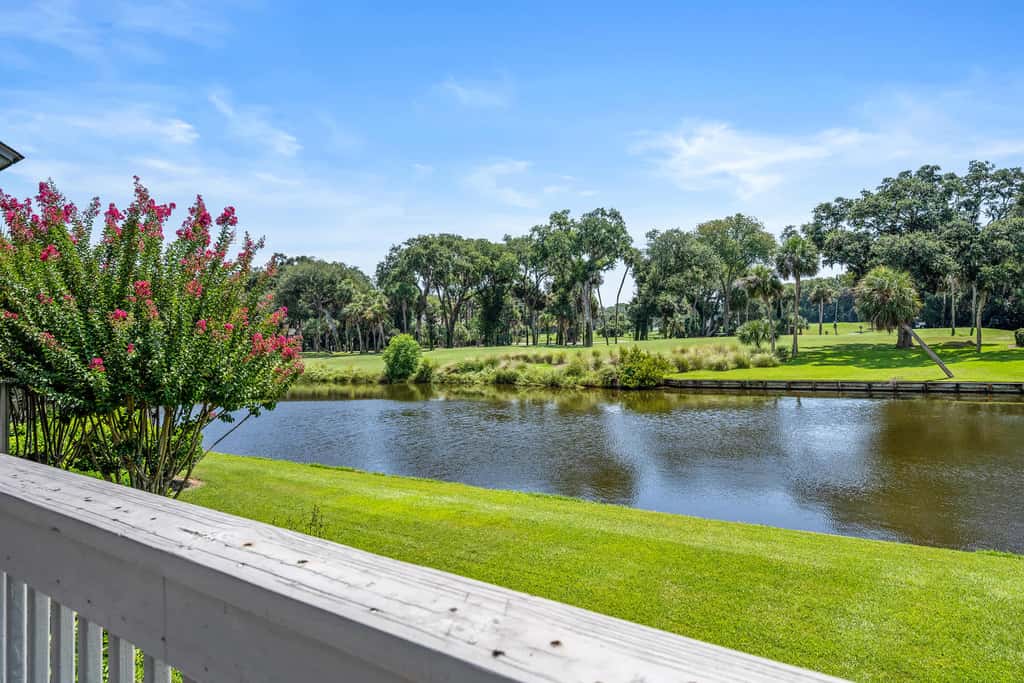 Spacious Condo with Shared Pool, Tennis, Golf & Beach Access