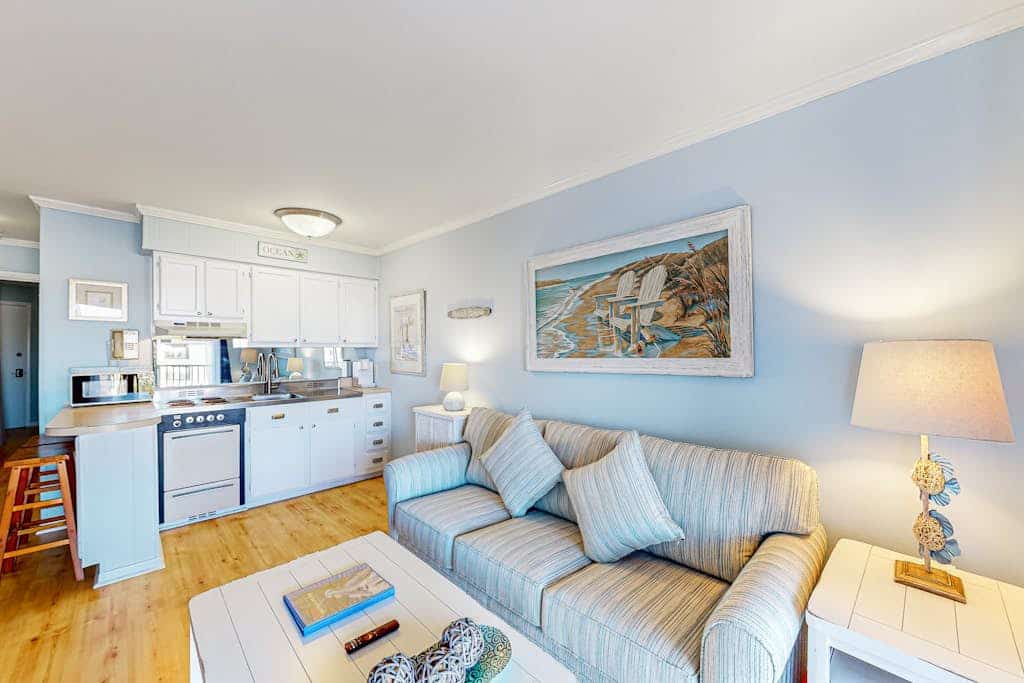 HH Beach & Tennis 310A