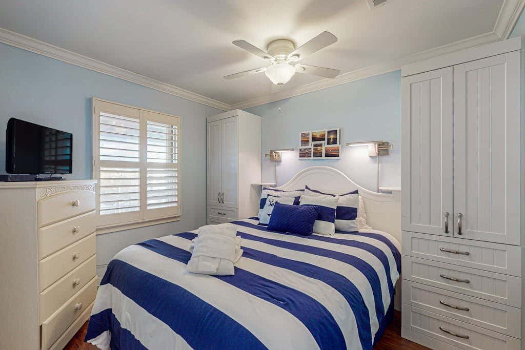 Charming Waterfront Villa with Ocean Views, Private Balcony & Pool, Steps to the Beach