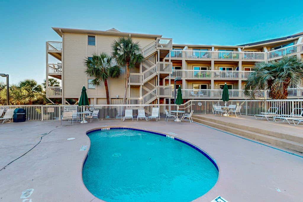 Charming Waterfront Villa with Ocean Views, Private Balcony & Pool, Steps to the Beach