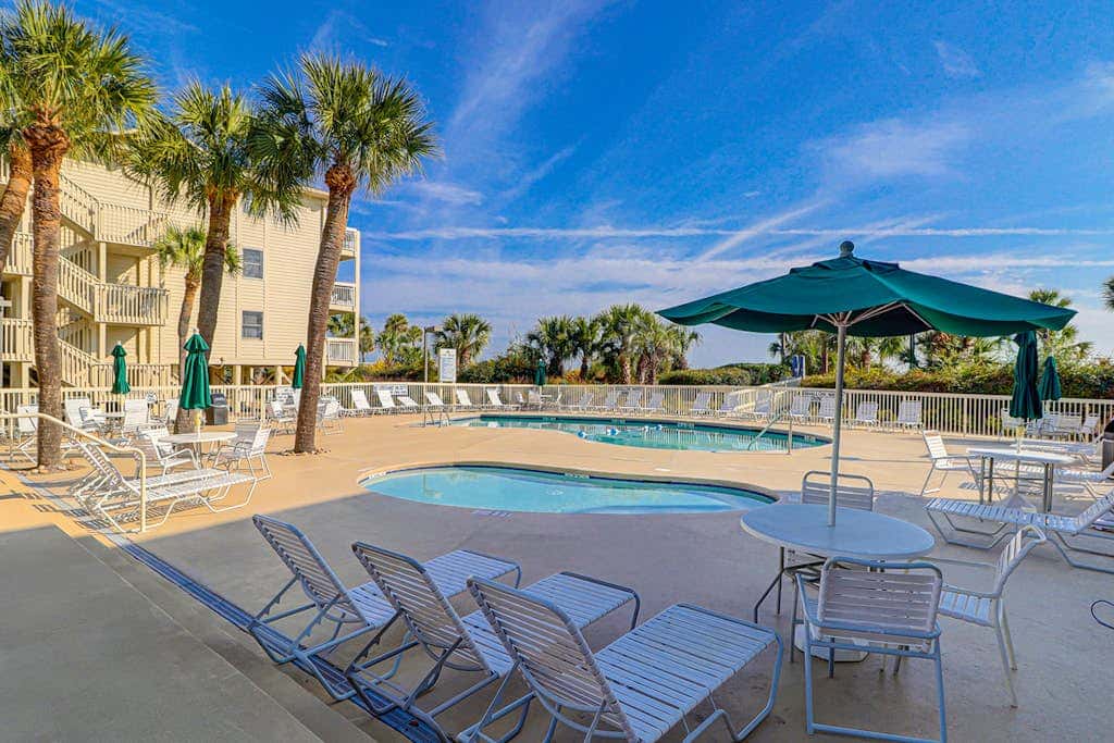 Charming Waterfront Villa with Ocean Views, Private Balcony & Pool, Steps to the Beach