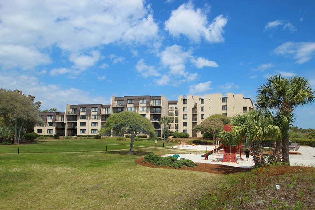 Secluded & Peaceful - Vacation Getaway with WiFi, Pool, Hot Tub, & Private Beach
