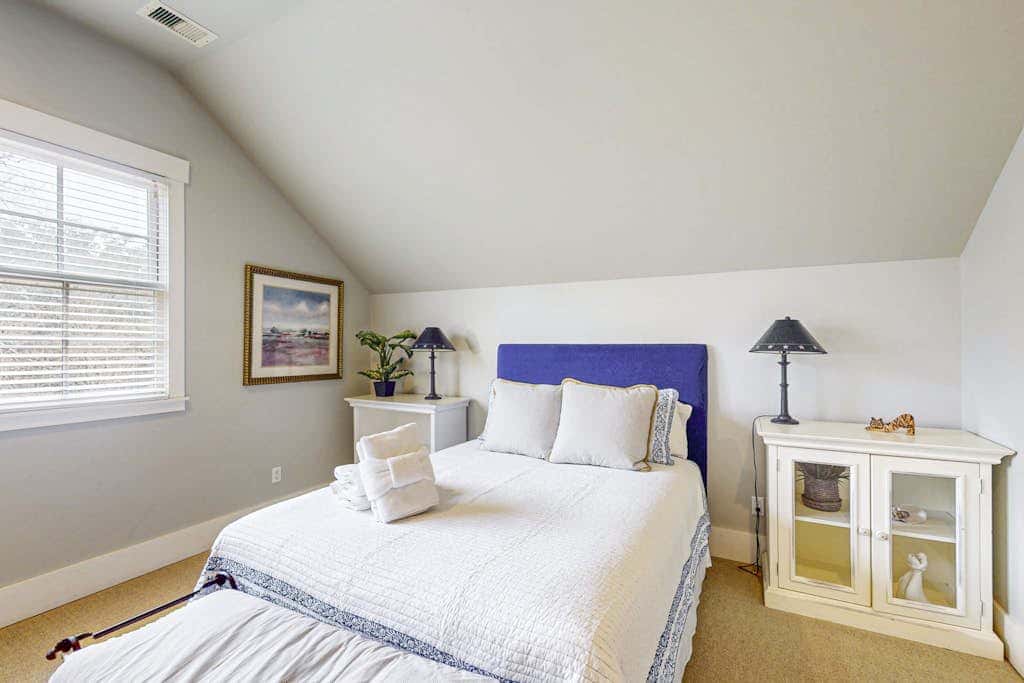 Dog-friendly house with private pool and screened-in deck - Walk to beach