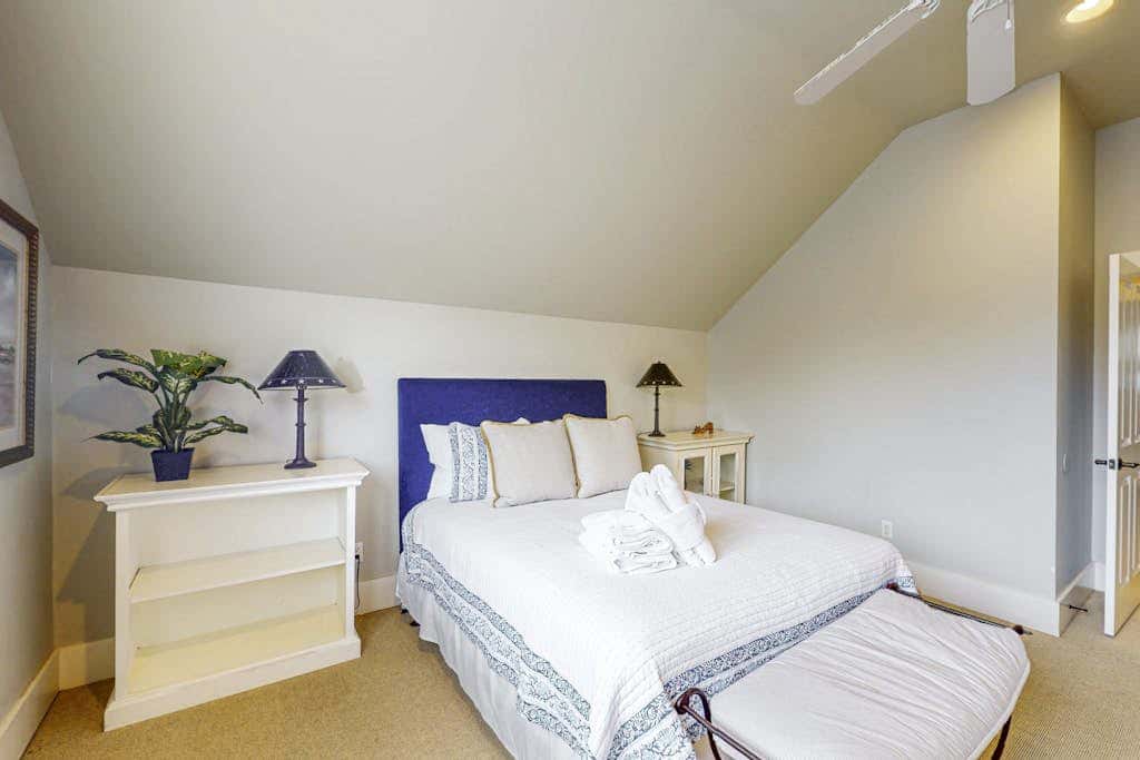 Dog-friendly house with private pool and screened-in deck - Walk to beach