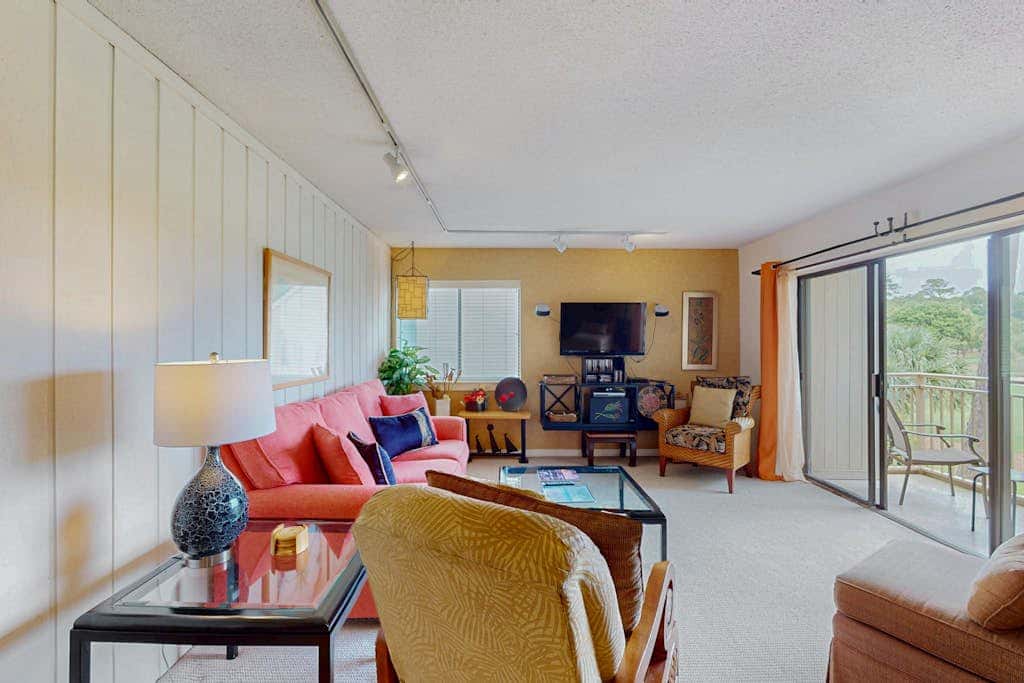 Second-Floor Condo with WiFi, Pool, Golf Course Views - Near the Beach