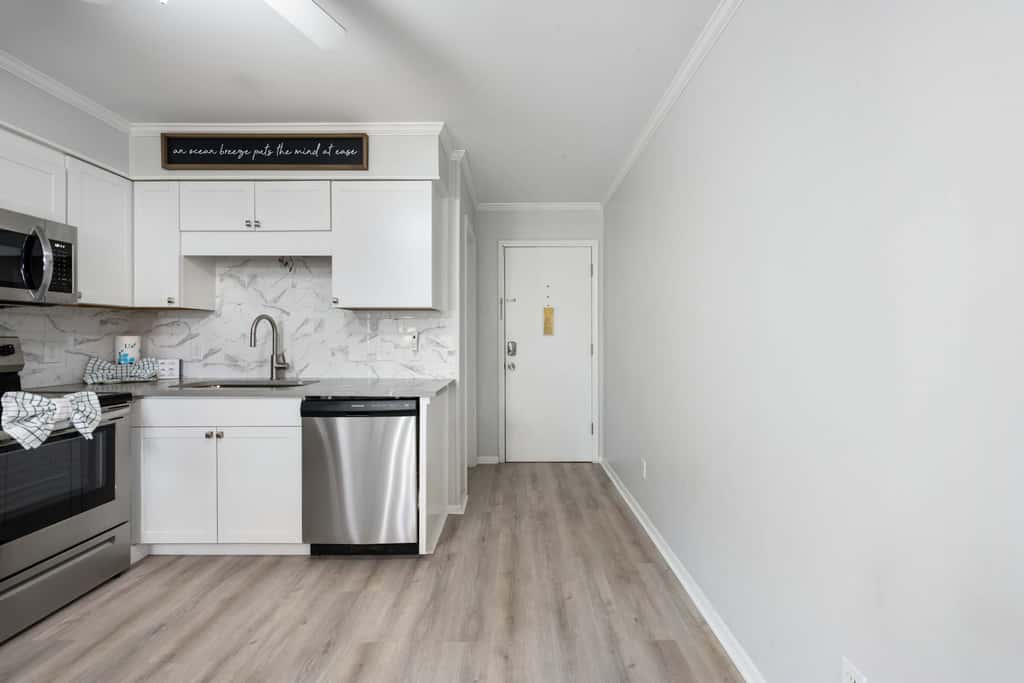 Water view retreat Villa with balcony, beach gear, pools, tennis, & gym
