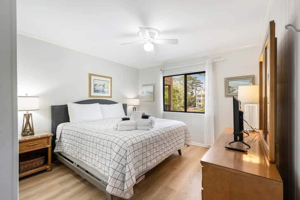 Water view retreat Villa with balcony, beach gear, pools, tennis, & gym