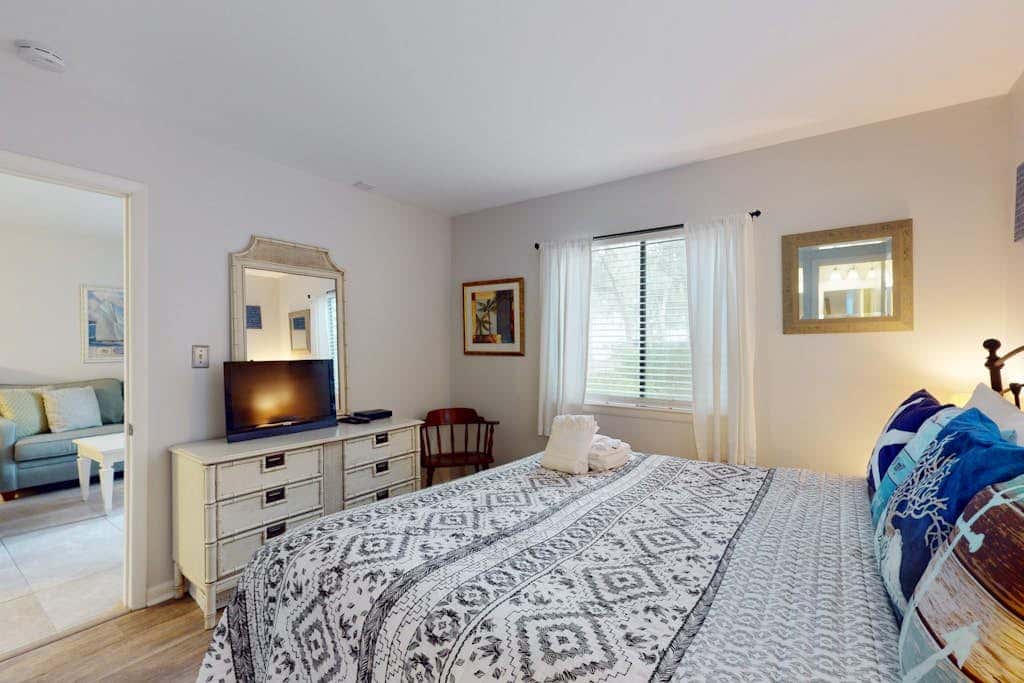 Coastal Retreat with Patio, Shared Pools, Tennis & Playground - Walk to Beach