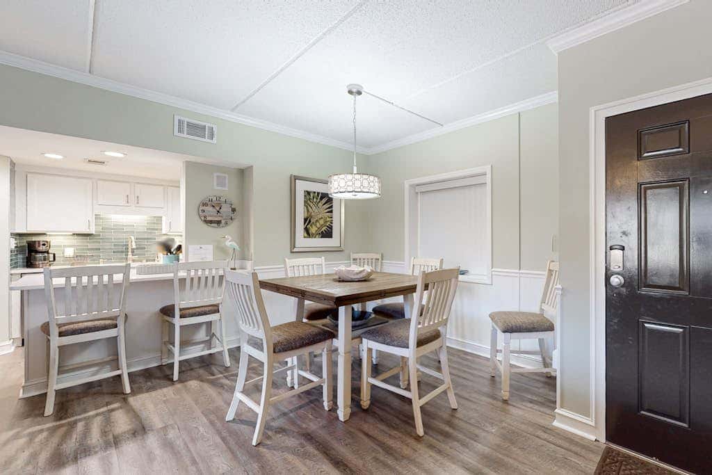 Inviting villa with pool, tennis, & balcony - close beach access