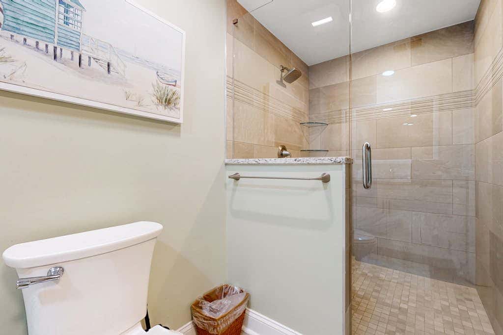 Inviting villa with pool, tennis, & balcony - close beach access