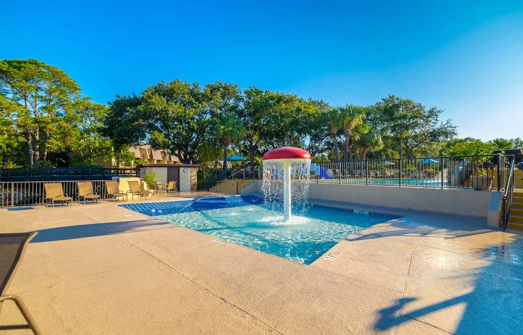 Multi-Level Townhouse with Pool, Hot Tub, & Tennis - Walk to the Beach