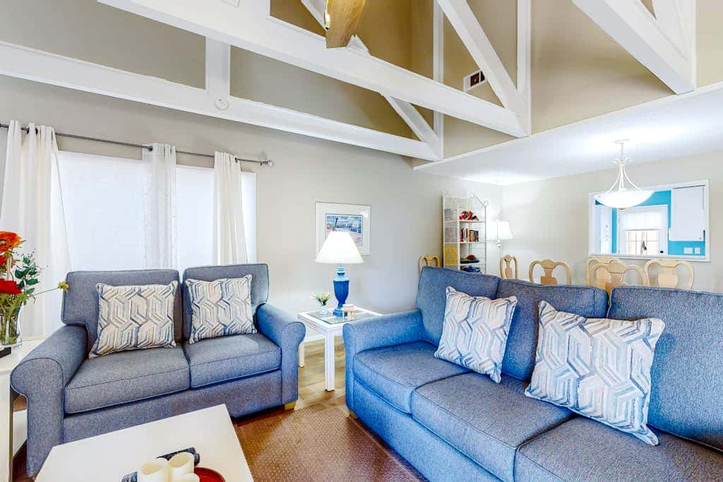 Family-Friendly Condo with Shared Pool & Al Fresco Dining - Dogs Welcome