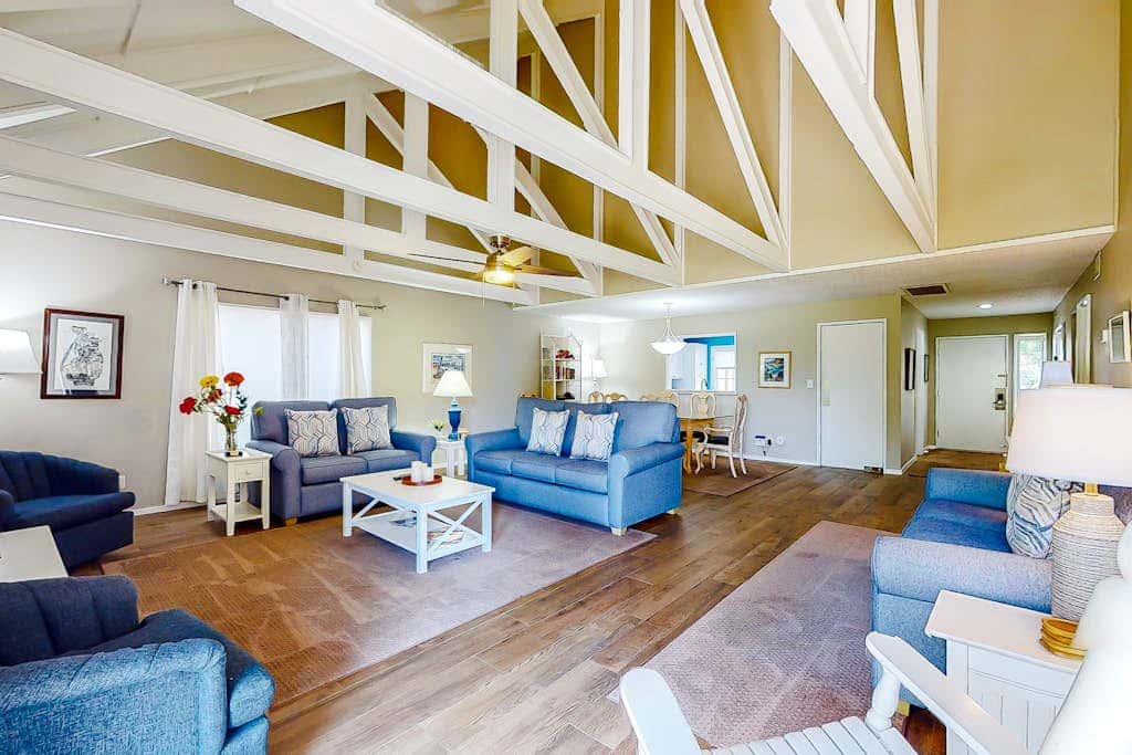 Family-Friendly Condo with Shared Pool & Al Fresco Dining - Dogs Welcome