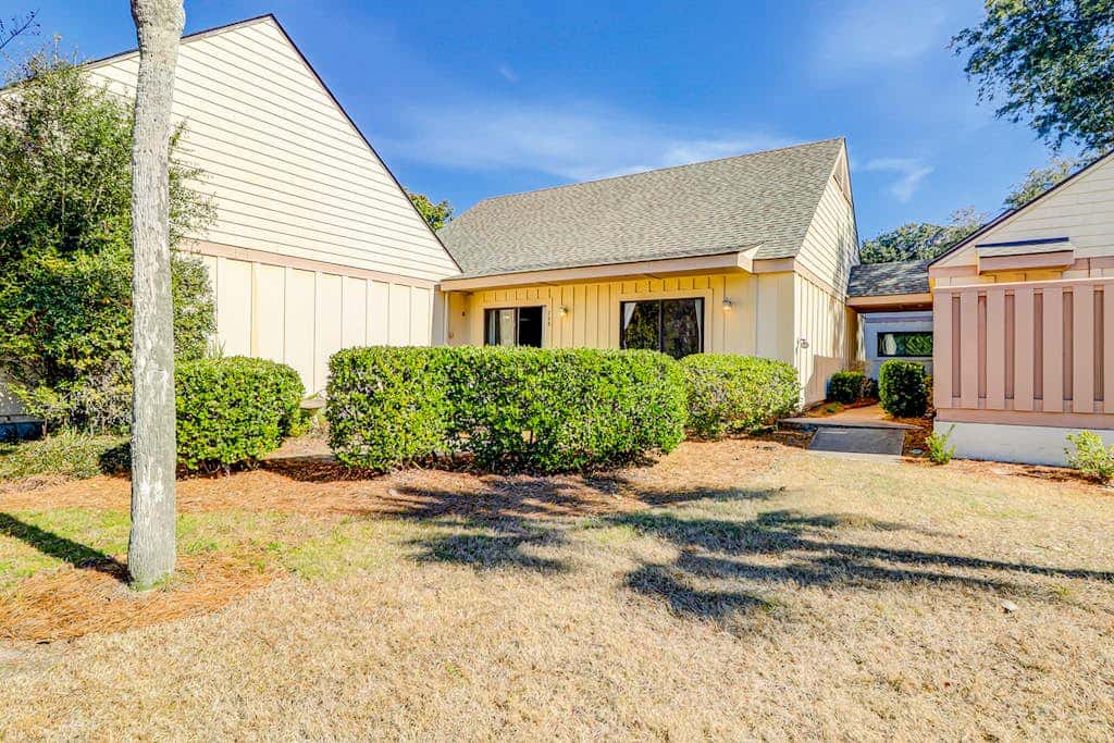 Family-Friendly Condo with Shared Pool & Al Fresco Dining - Dogs Welcome