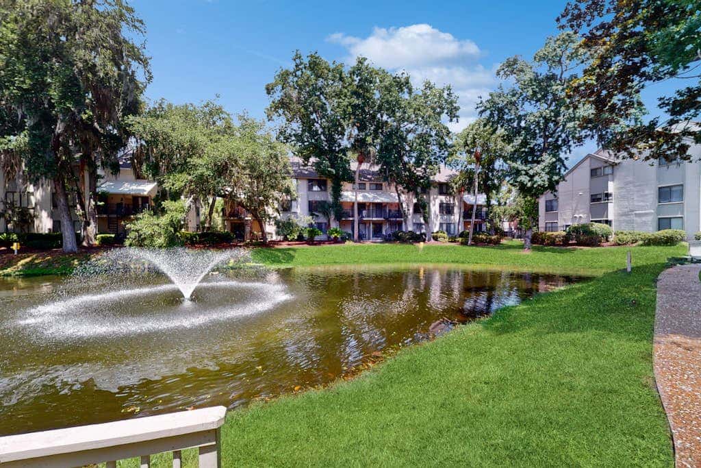 Updated Villa - Close to Coligny Plaza and Beach Access
