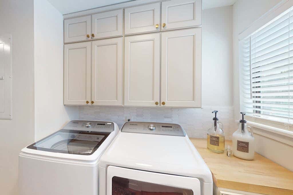 Updated Villa - Close to Coligny Plaza and Beach Access