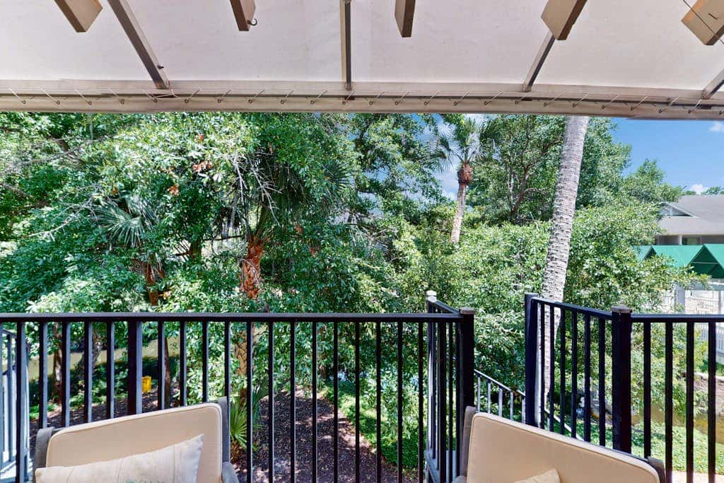 Updated Villa - Close to Coligny Plaza and Beach Access