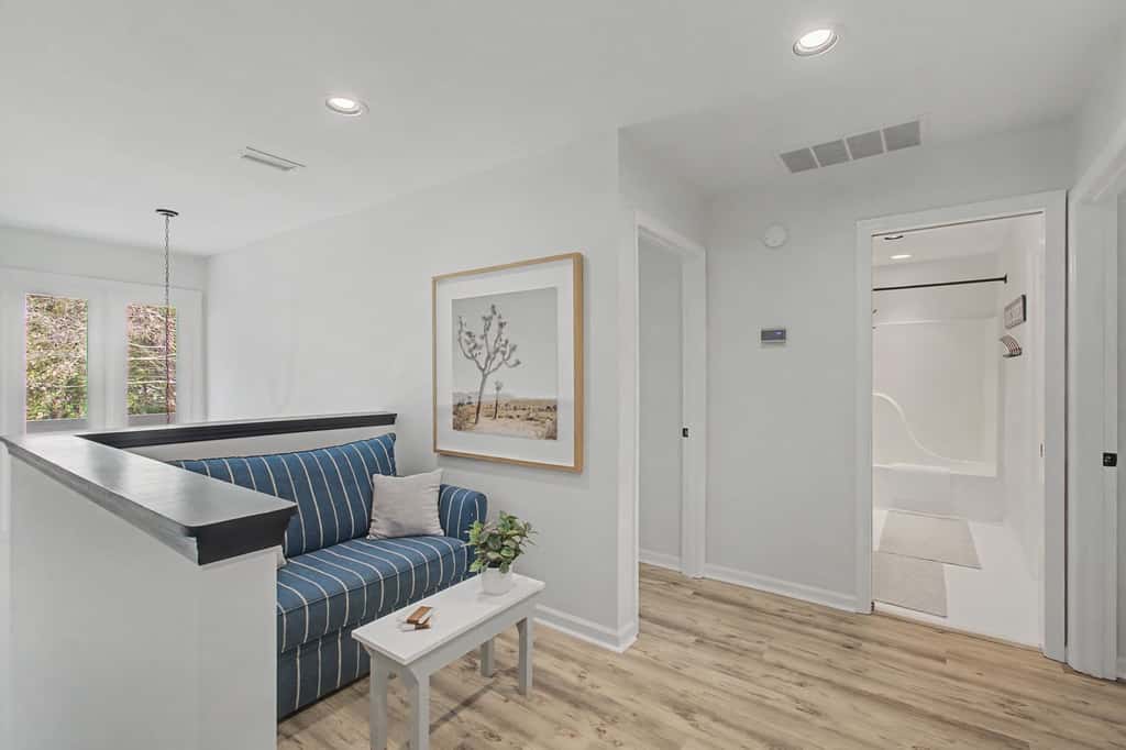 French Home on Golf Course Private Pool & Hot Tub
