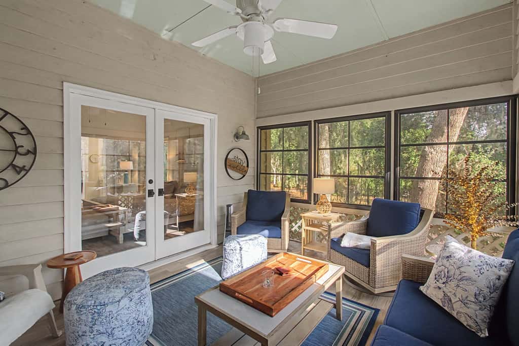 French Home on Golf Course Private Pool & Hot Tub