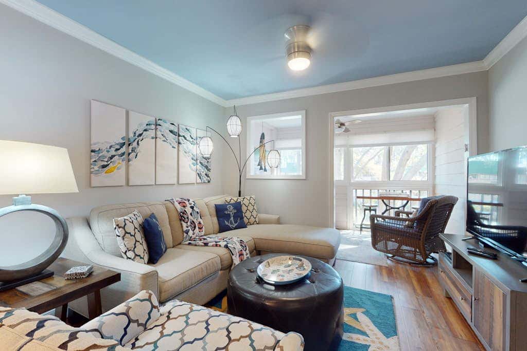 Coastal condo with indoor and outdoor pool, tennis and pickleball courts