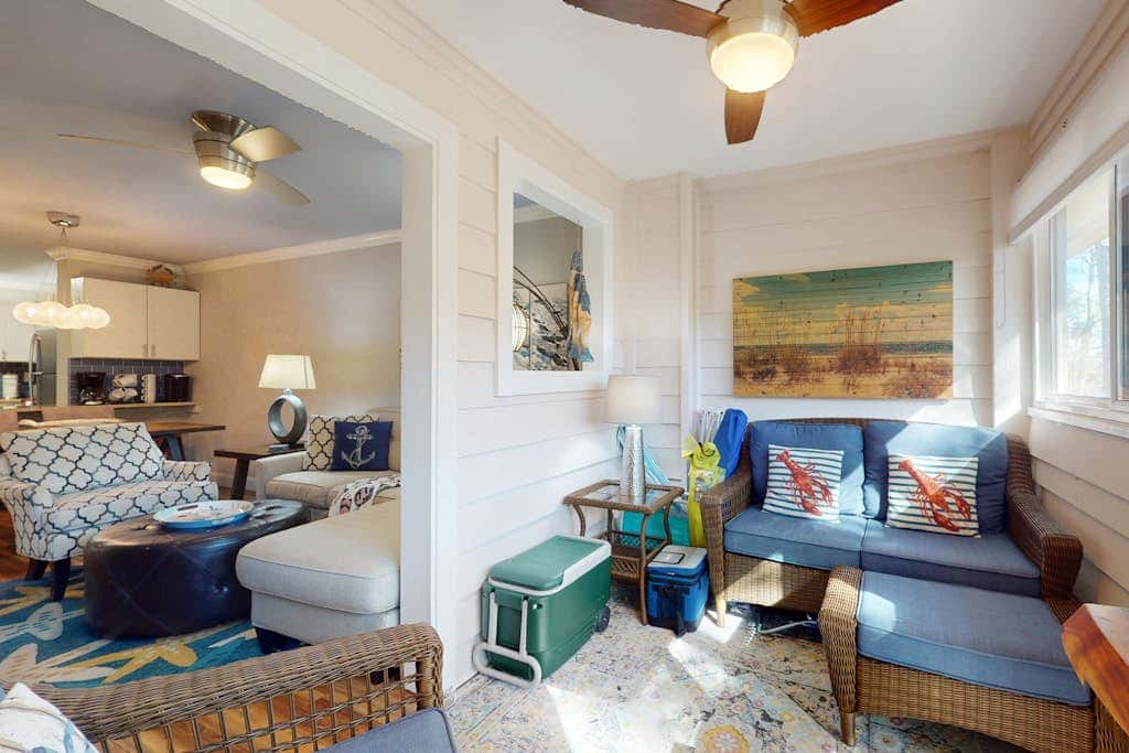 Coastal condo with indoor and outdoor pool, tennis and pickleball courts