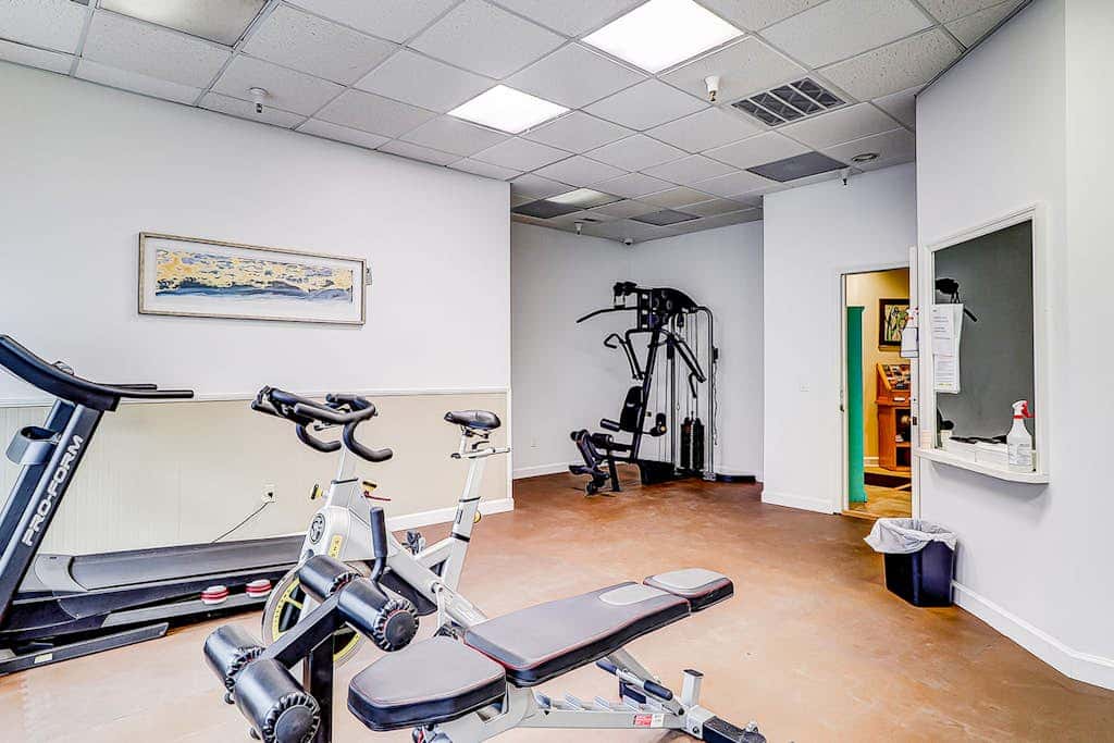 Coastal condo with indoor and outdoor pool, tennis and pickleball courts