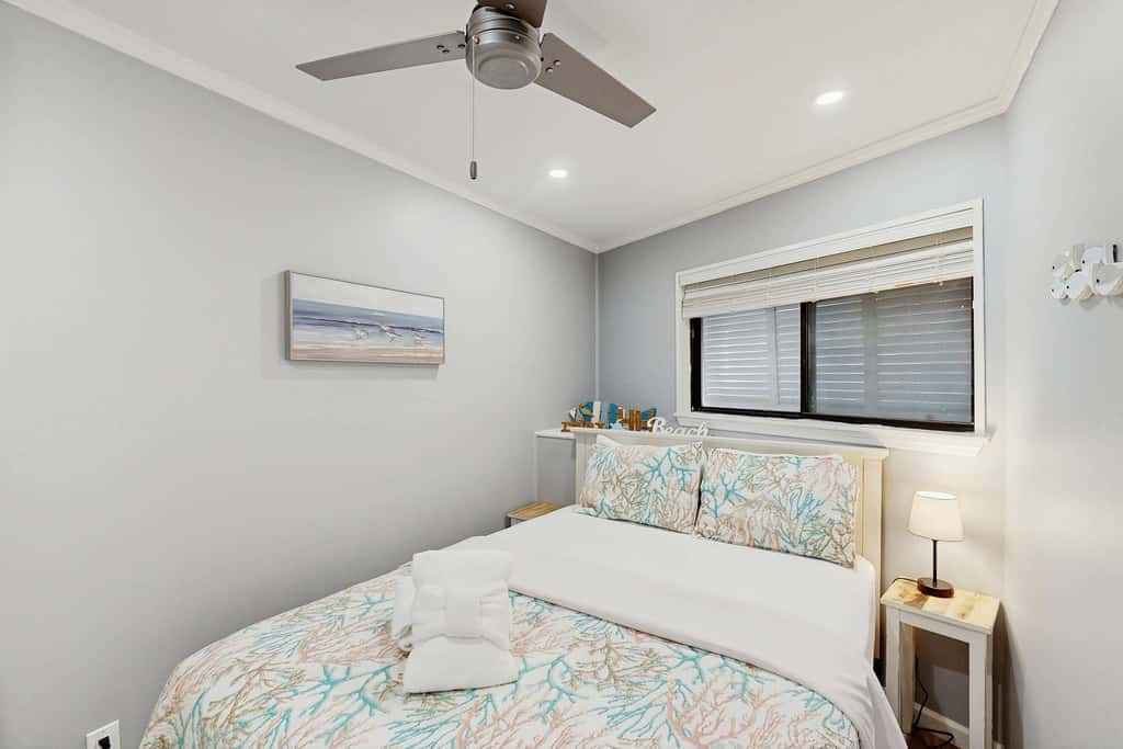 Newly Renovated Coastal Condo with Ocean-View Balcony, Shared Pool & Easy Beach Access