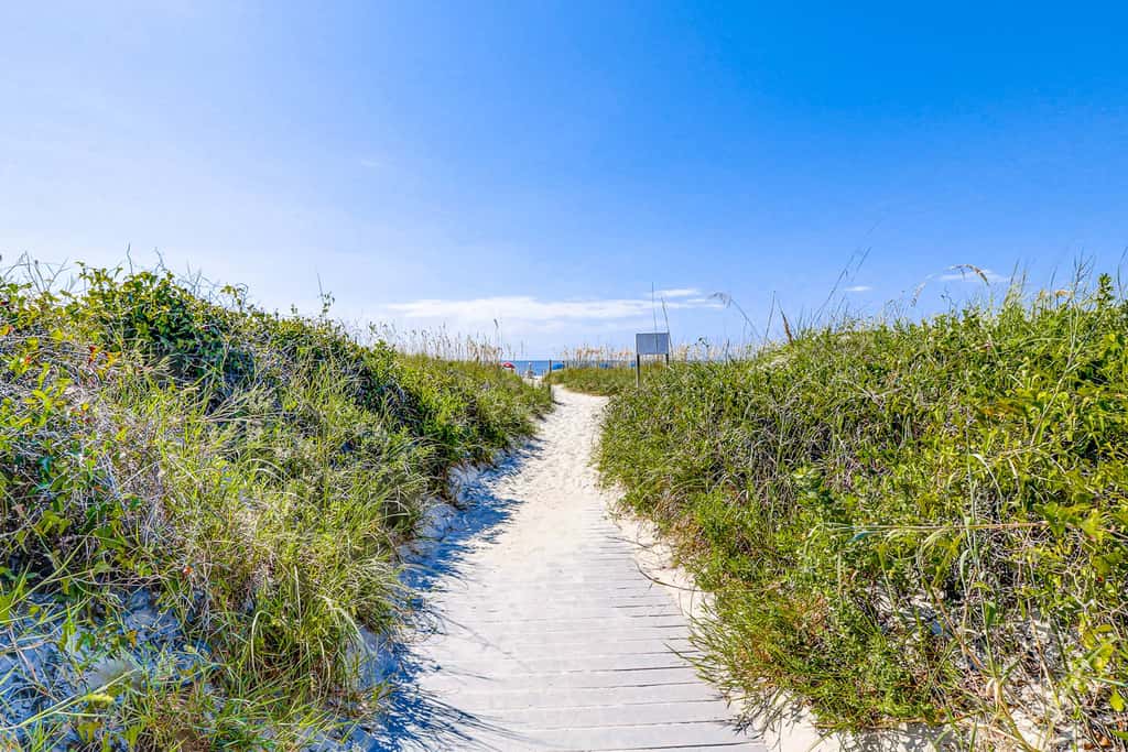 Newly Renovated Coastal Condo with Ocean-View Balcony, Shared Pool & Easy Beach Access