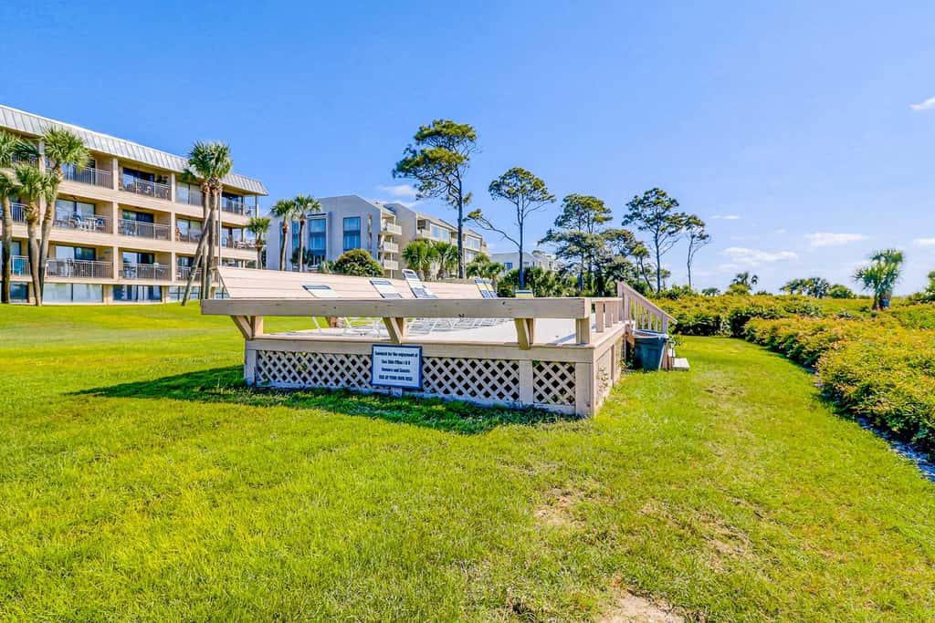 Newly Renovated Coastal Condo with Ocean-View Balcony, Shared Pool & Easy Beach Access